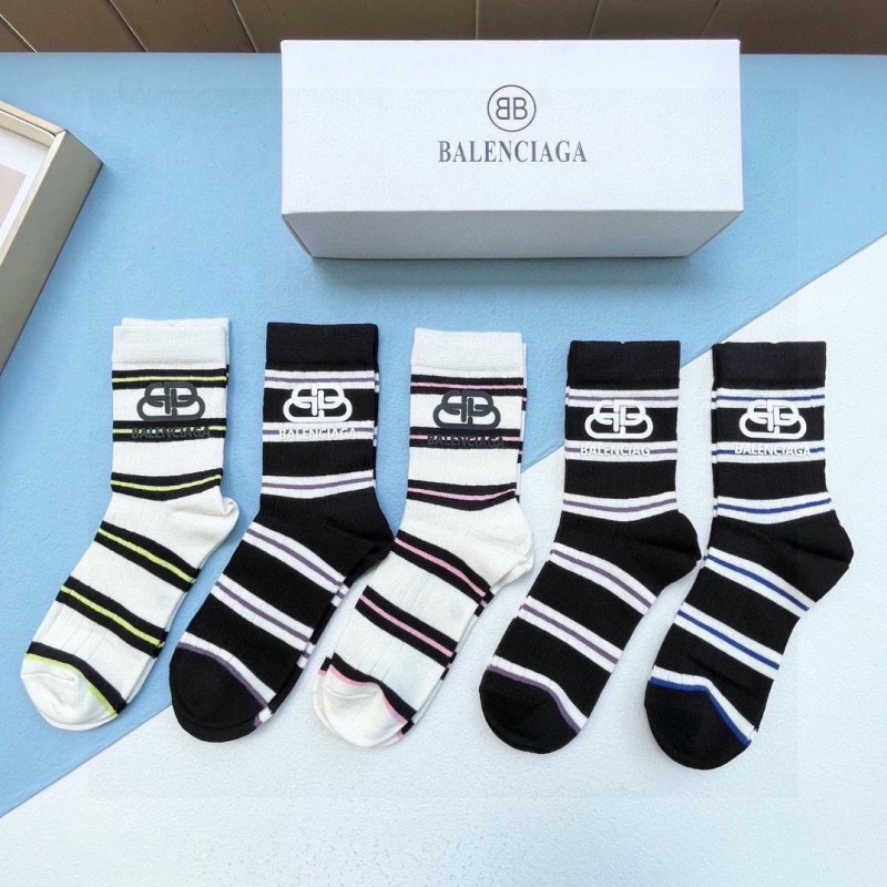 BALENCIAGA